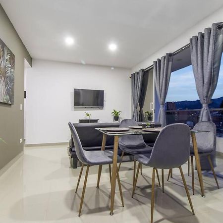 Amplio Apartamento En Calasanz - Estadio Μεντεγίν Εξωτερικό φωτογραφία