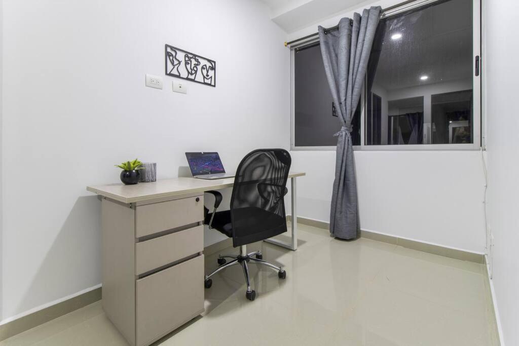 Amplio Apartamento En Calasanz - Estadio Μεντεγίν Εξωτερικό φωτογραφία